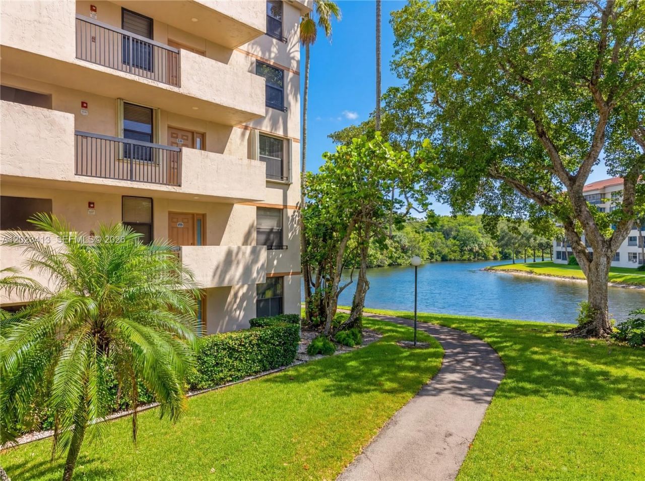 2768 S Carambola Cir S, Unit 206, Coconut Creek, FL 33066 Photo