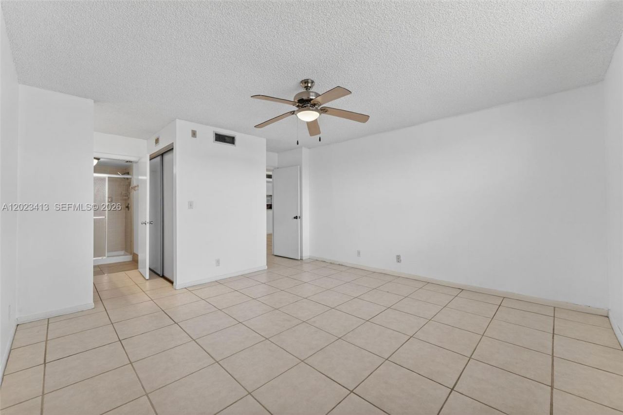 2768 S Carambola Cir S, Unit 206, Coconut Creek, FL 33066 Photo