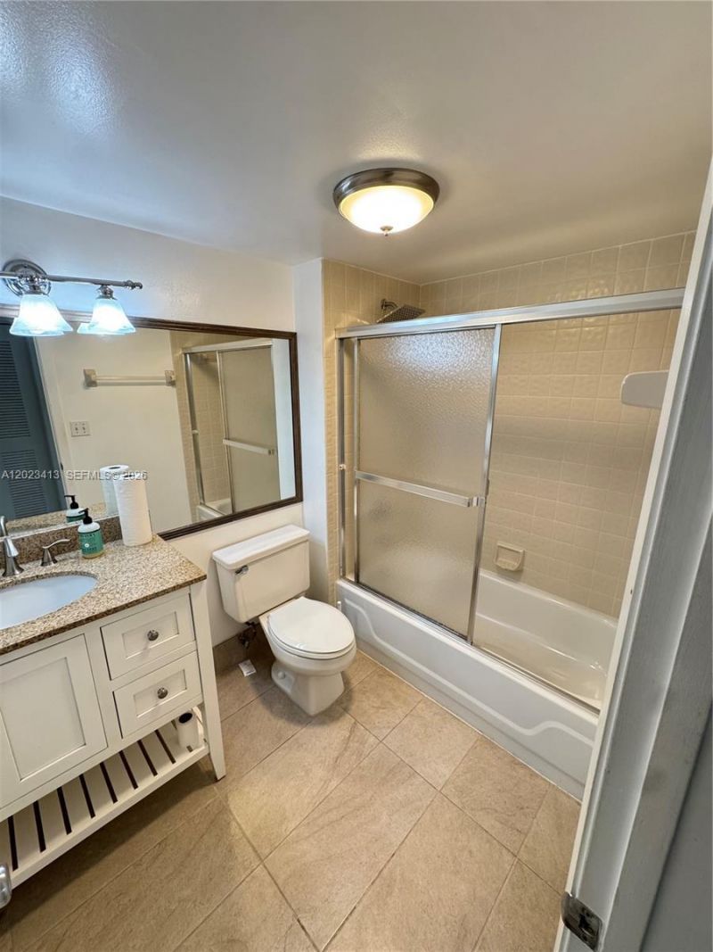 2768 S Carambola Cir S, Unit 206, Coconut Creek, FL 33066 Photo