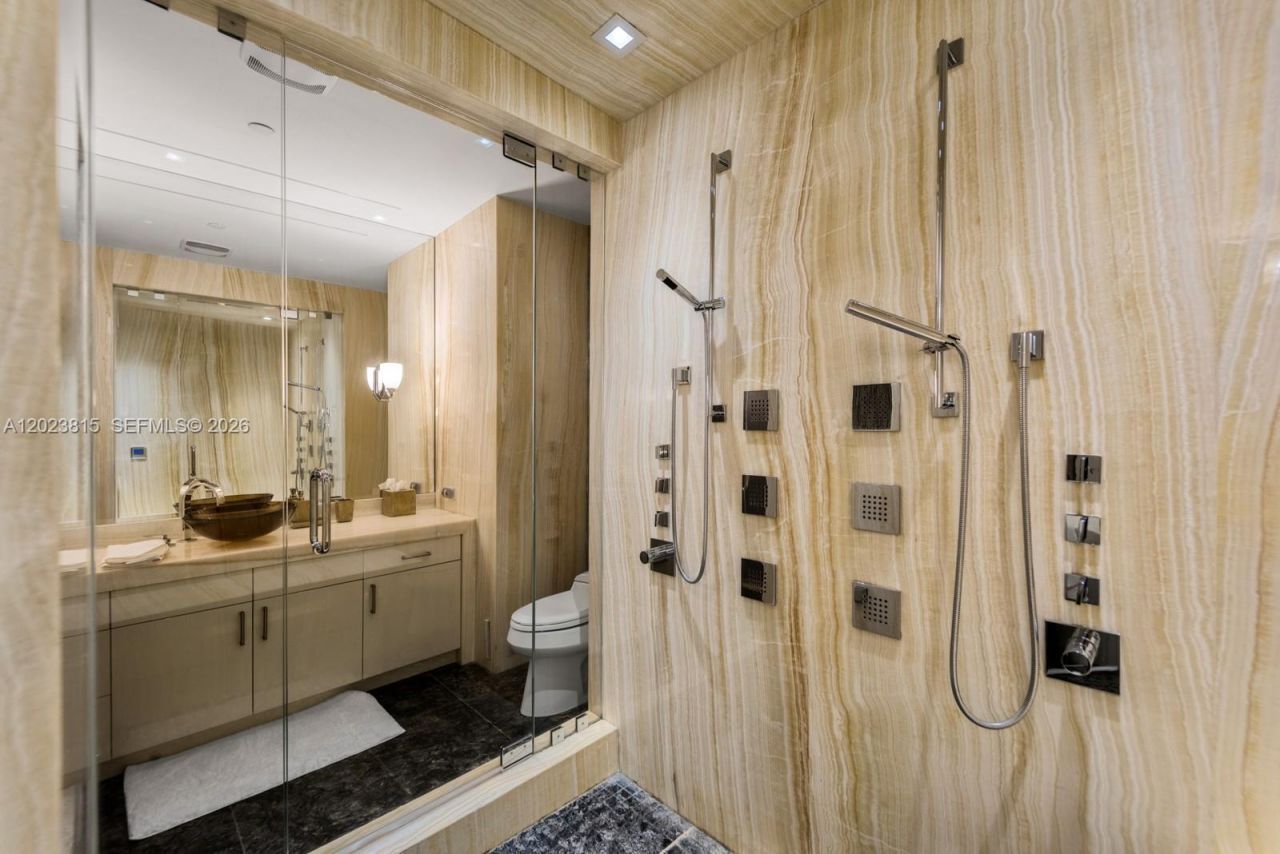 17749 Collins Ave , Unit 3002, Sunny Isles Beach, FL 33160 Photo