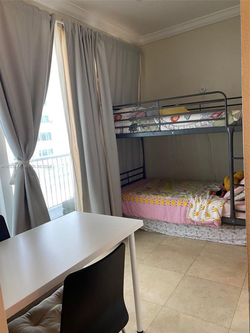 5401 Collins Ave , Unit 339, Miami Beach, FL 33140 Photo