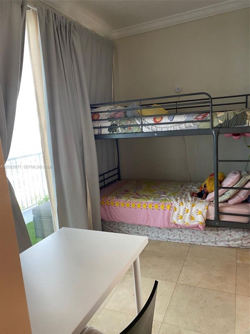 5401 Collins Ave , Unit 339, Miami Beach, FL 33140 Photo
