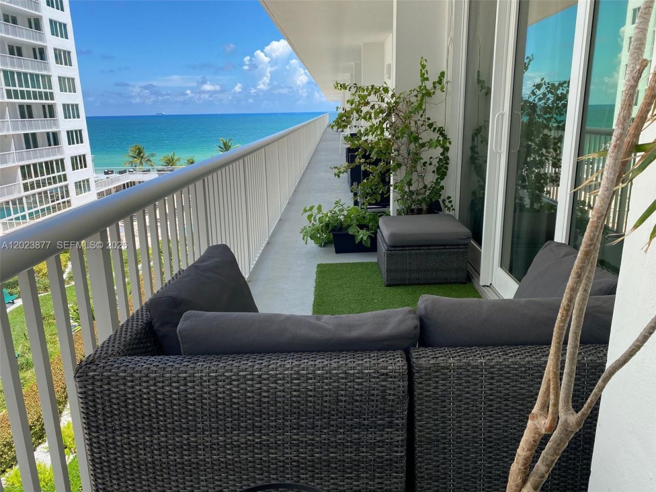 5401 Collins Ave , Unit 339, Miami Beach, FL 33140 Photo