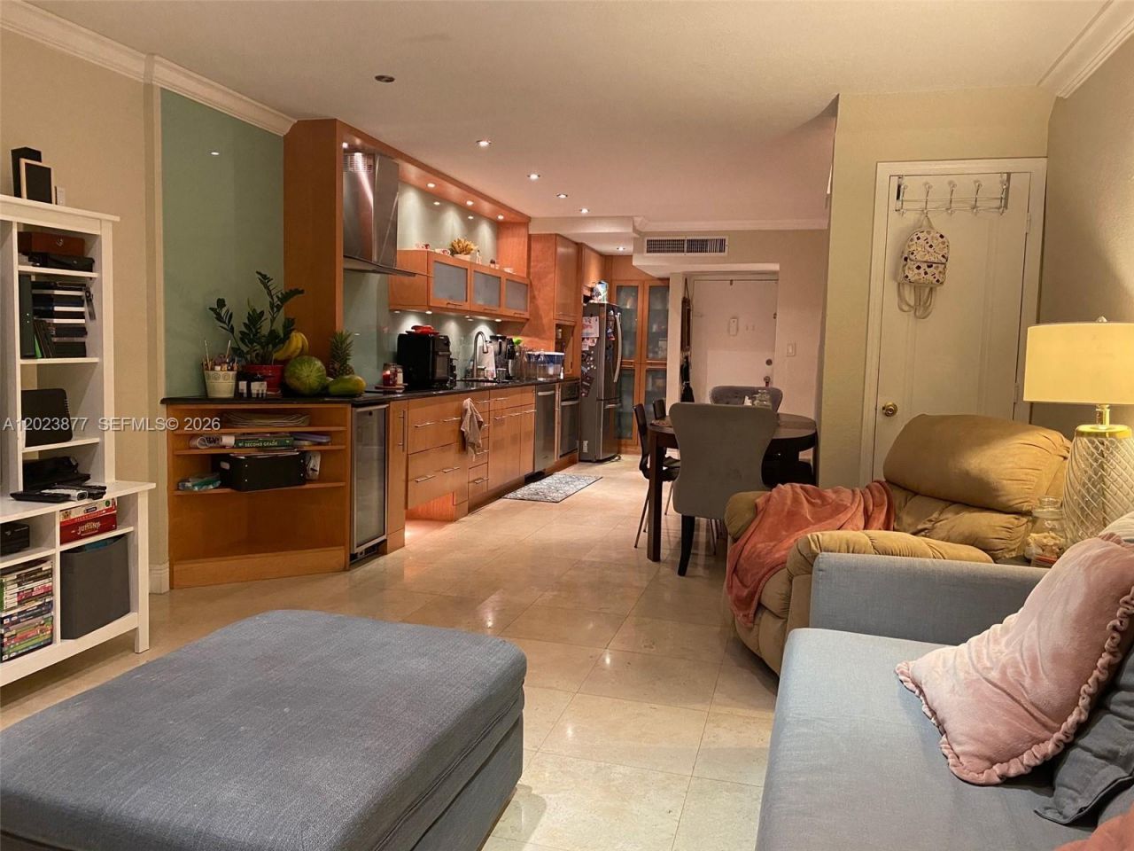 5401 Collins Ave , Unit 339, Miami Beach, FL 33140 Photo