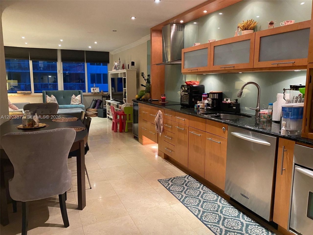 5401 Collins Ave , Unit 339, Miami Beach, FL 33140 Photo