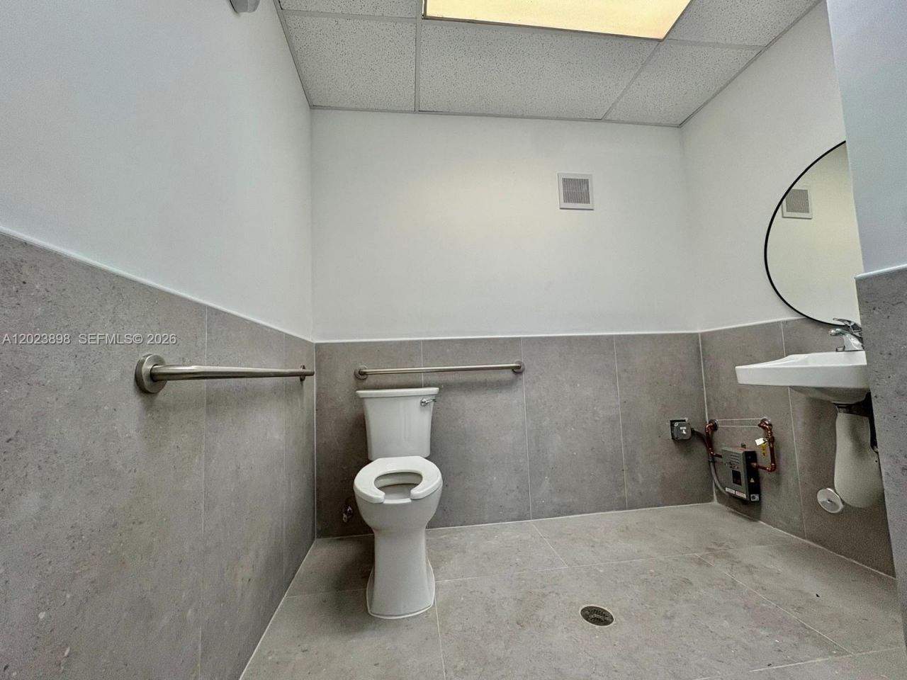 3939 NW 7th St, Unit 206, Miami, FL 33126 Photo