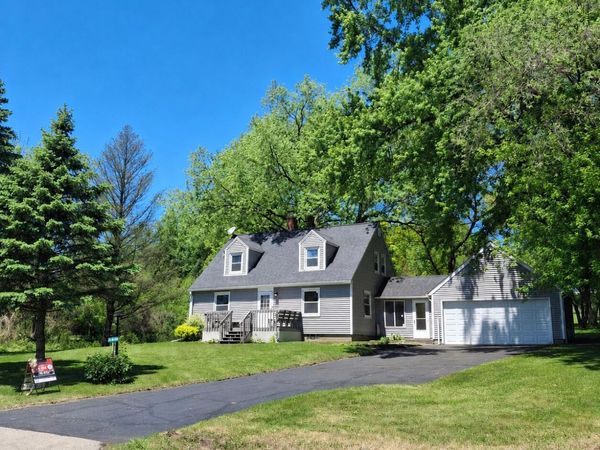 S26W26998 Macarthur Rd, Waukesha, WI 53188
