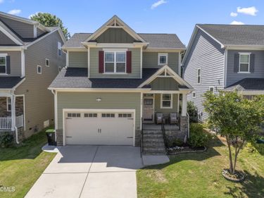 712 Goldenview Acres Court, Apex, NC 27502