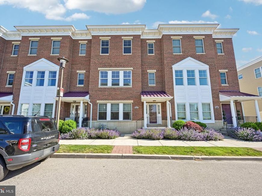 2211 Roma Drive, Philadelphia, PA 19145 Main Photo