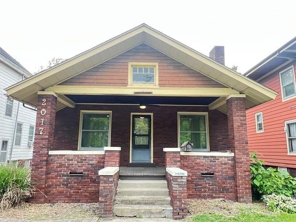 2017 6th Street, Springfield, IL 62703