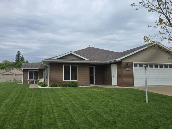 1709 Keystone Drive , Albert Lea, MN 56007