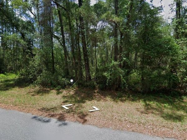 910 E Abend Drive, Dunnellon, FL 34434