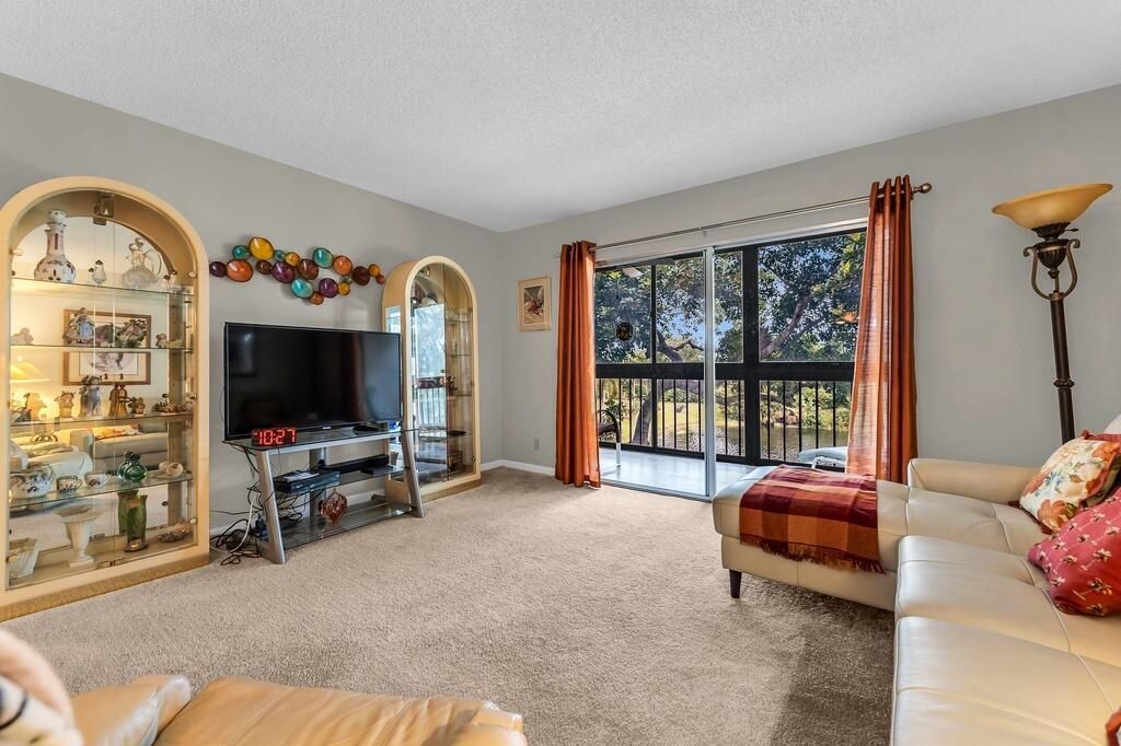 7341 Amberly Lane, Unit 307, Delray Beach, FL 33446 Photo