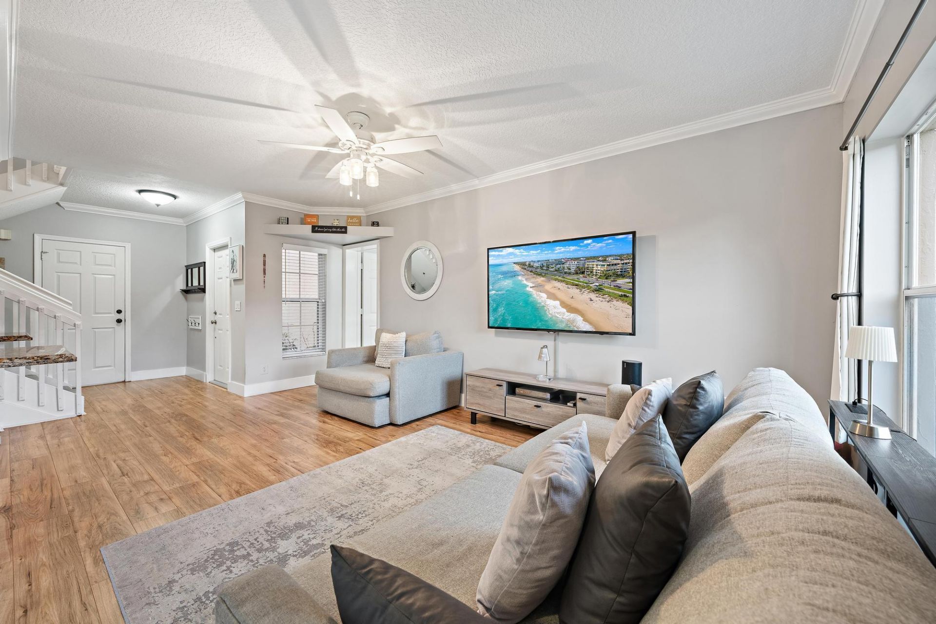 1088 Via Jardin, Riviera Beach, FL 33418 Photo