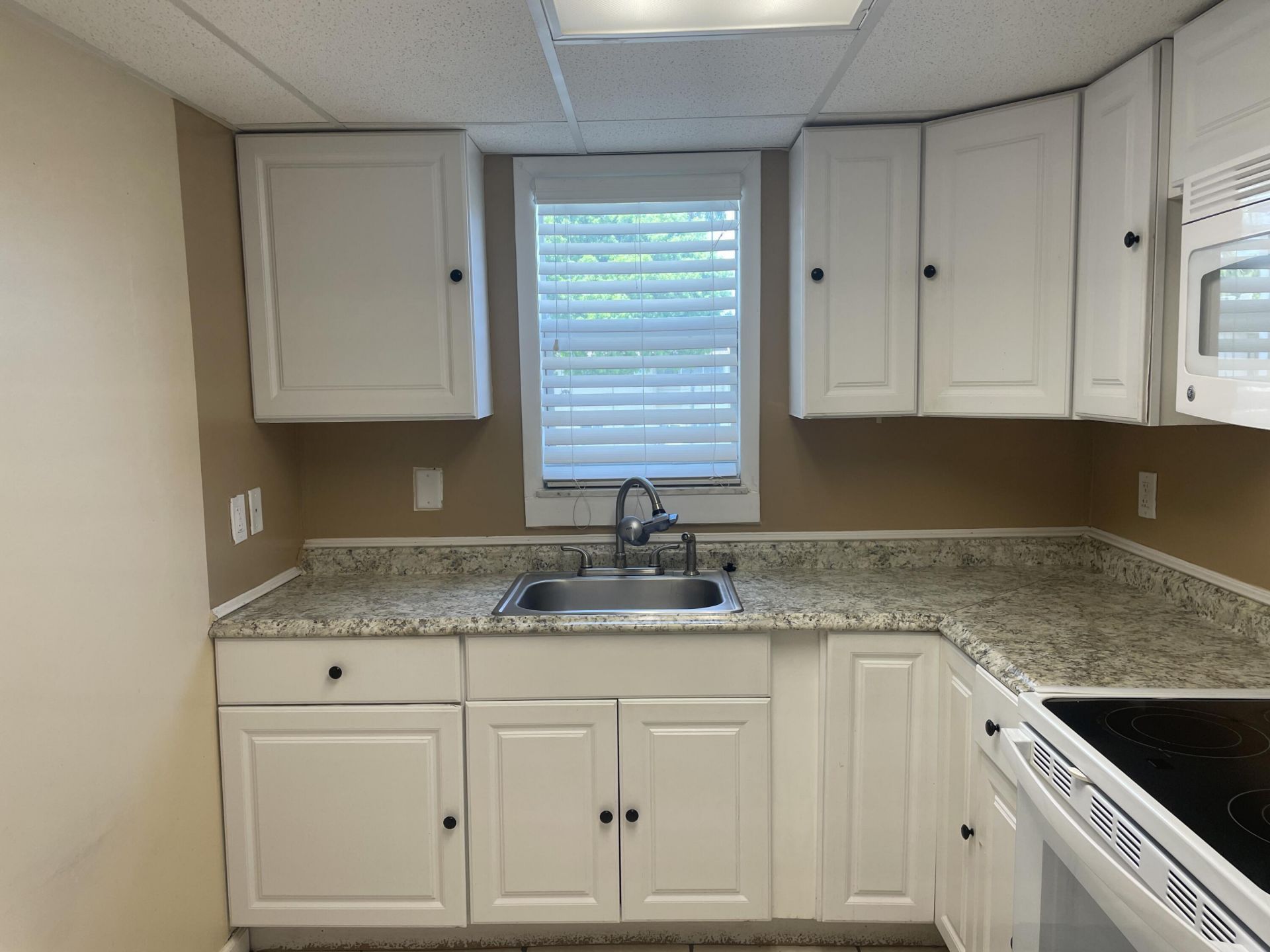 506 Davis Road, Unit 70, Palm Springs, FL 33461 Photo