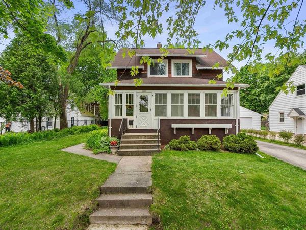 1631 N ALVIN STREET, Appleton, WI 54911
