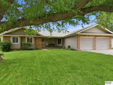 6521 S 92nd Street , Omaha, NE 68127