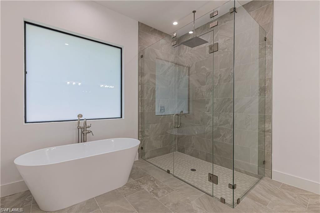3098 Pine Tree Dr , Naples, FL 34112 Photo