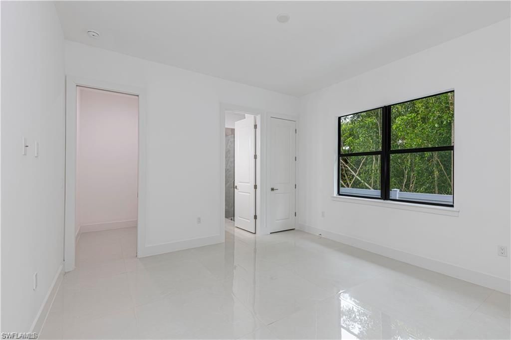 3098 Pine Tree Dr , Naples, FL 34112 Photo