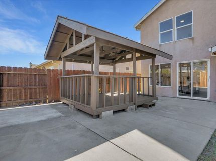 13668 Autumnwood Ave, Lathrop, CA 95330 Photo