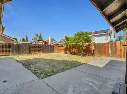 13668 Autumnwood Ave, Lathrop, CA 95330 Photo