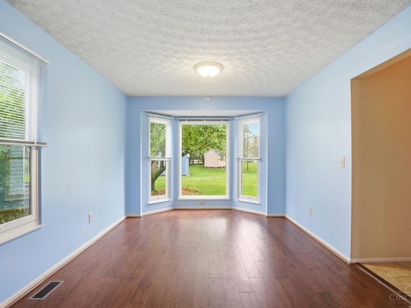 7979 Fawncreek Drive, Cincinnati, OH 45249 Photo 10