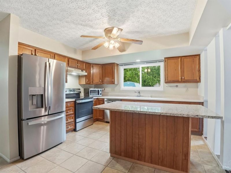 7979 Fawncreek Drive, Cincinnati, OH 45249 Photo 12