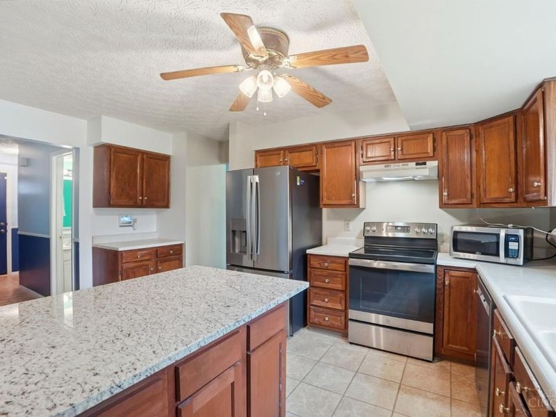 7979 Fawncreek Drive, Cincinnati, OH 45249 Photo 16