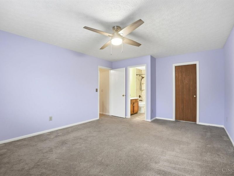 7979 Fawncreek Drive, Cincinnati, OH 45249 Photo 27