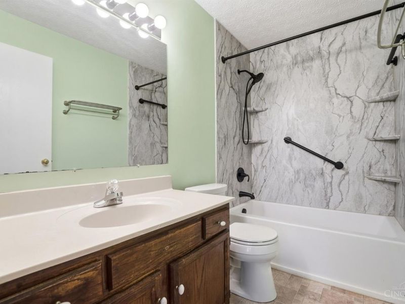 7979 Fawncreek Drive, Cincinnati, OH 45249 Photo 29
