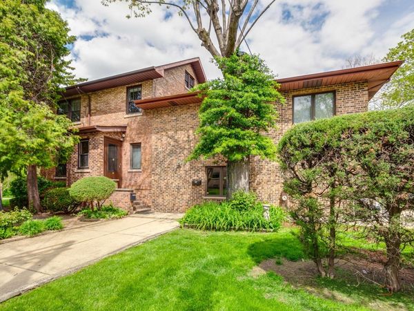 1499 Glencoe Avenue , Highland Park, IL 60035