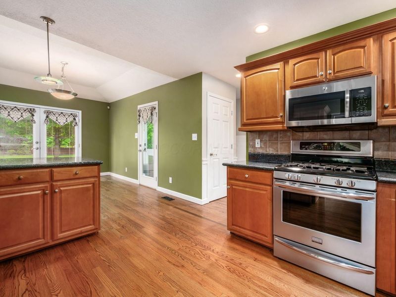 5861 Stillponds Place, Columbus, OH 43228 Photo 16
