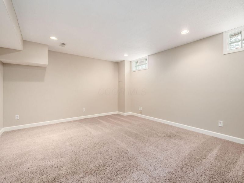 5861 Stillponds Place, Columbus, OH 43228 Photo 31