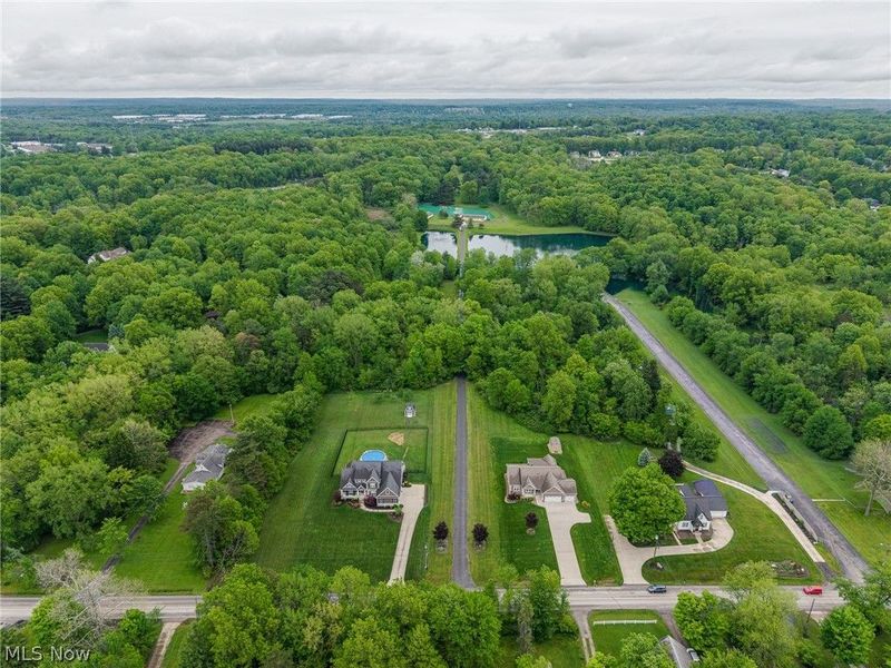 9541 N Bedford Road , Macedonia, OH 44056 Photo 36