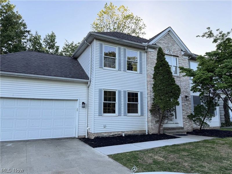 326 Bridgeport Trail, Richmond Heights, OH 44143 Photo 2