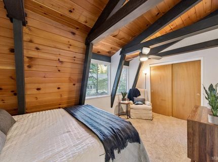 1221 Goldpan Court, South Lake Tahoe, CA 96150 Photo