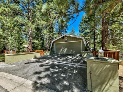 1221 Goldpan Court, South Lake Tahoe, CA 96150 Photo