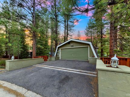 1221 Goldpan Court, South Lake Tahoe, CA 96150 Photo
