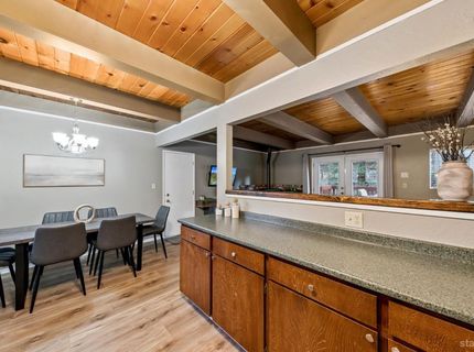 1221 Goldpan Court, South Lake Tahoe, CA 96150 Photo