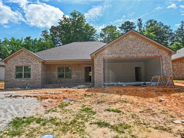 5190 Summerfield Drive E, Tuscaloosa, AL 35404