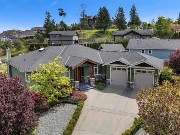 2348 Coopers Hawk Rise , Mill Bay, BC V8H 1H7