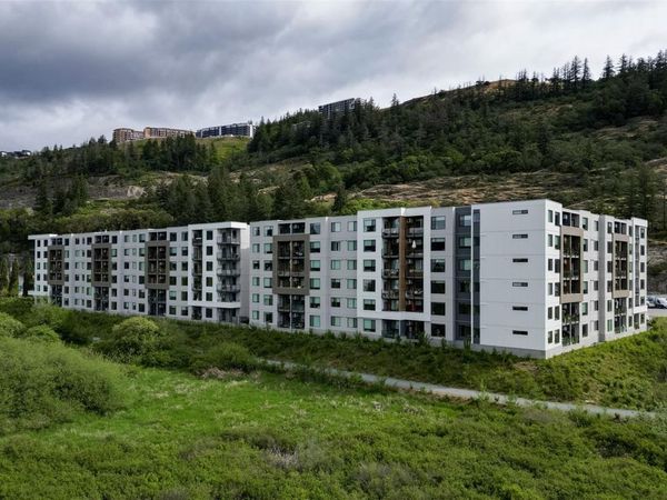 1361 Goldstream Ave , Unit 211, Langford, BC V9B 7B4
