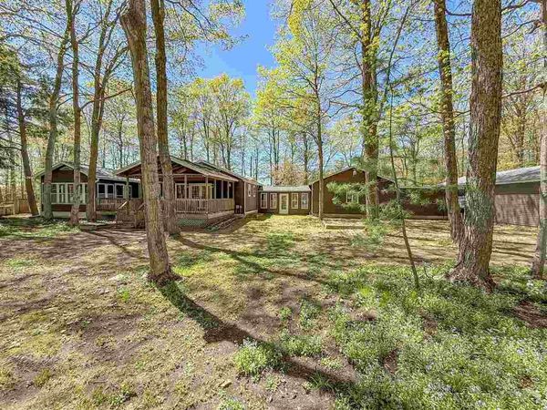 9298 Old Orchard Road, Charlevoix, MI 49720
