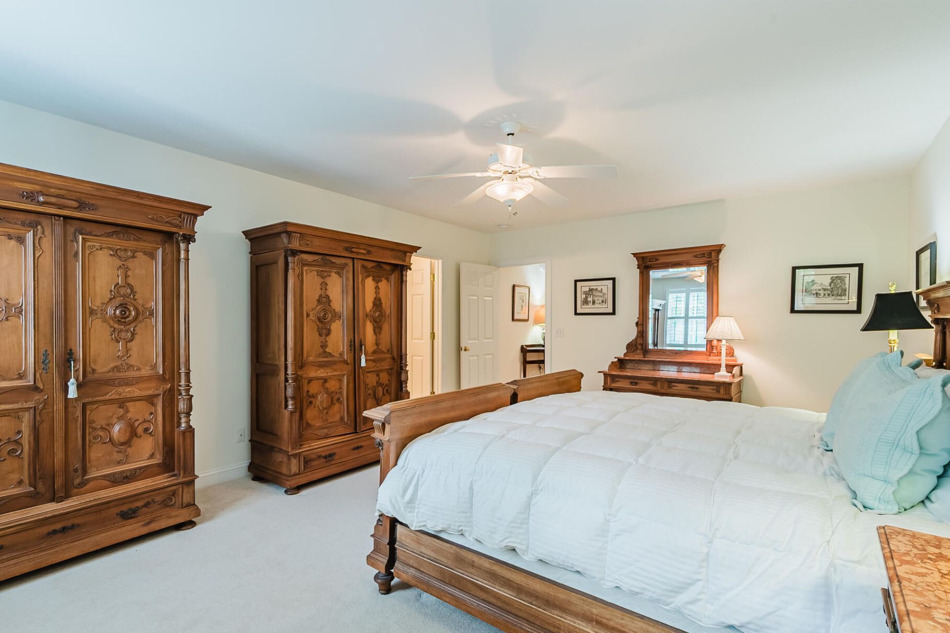3158 Pignatelli Crescent Photo 44