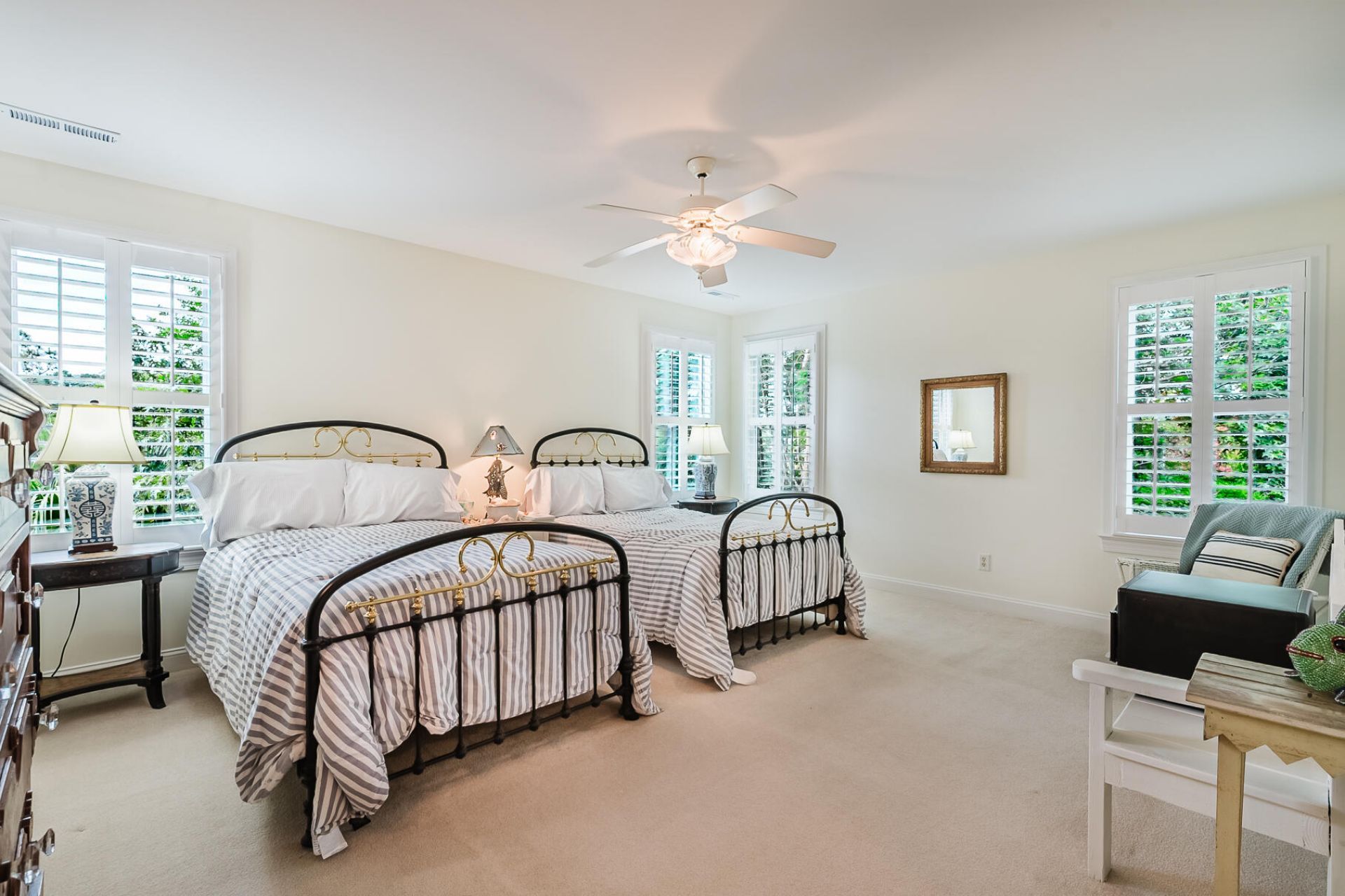 3158 Pignatelli Crescent Photo 46