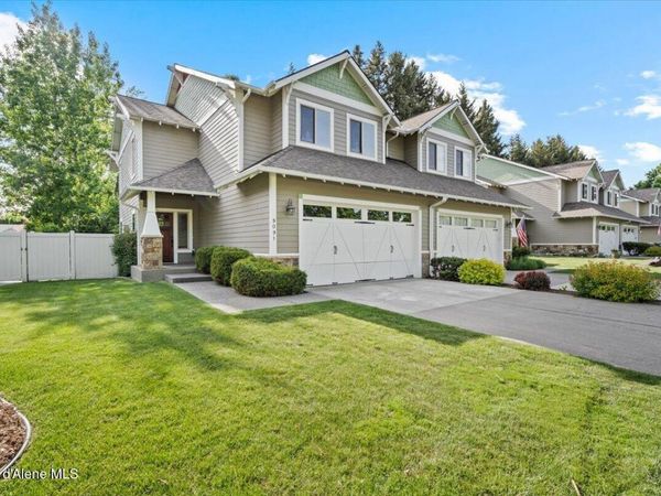 9091 N Piper Ct, Hayden, ID 83835