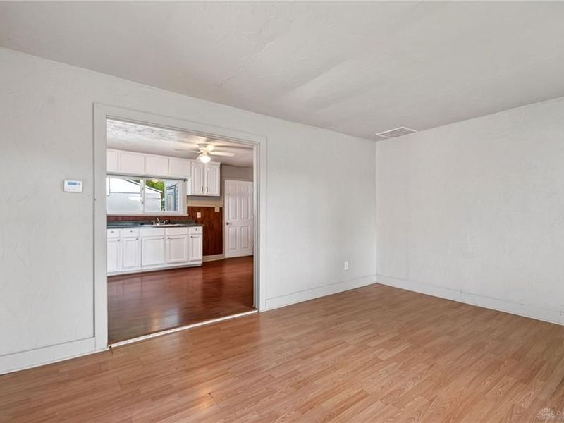 3621 Clearview Avenue, Dayton, OH 45439 Photo 4