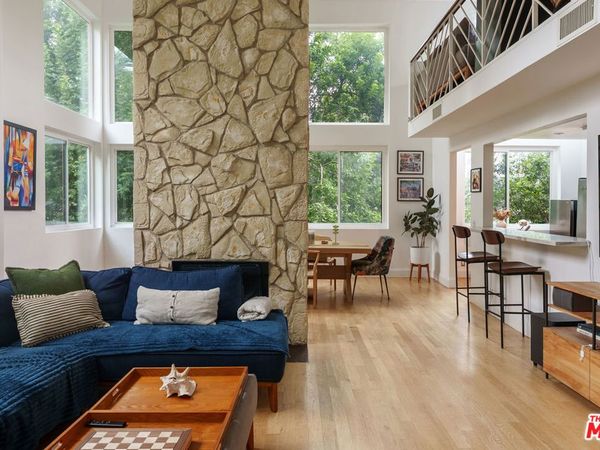 1557 S Beverly Glen Boulevard, Unit 310, Los Angeles, CA 90024