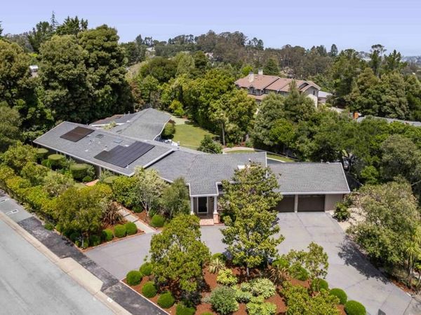 34 Roberts Way, Hillsborough, CA 94010