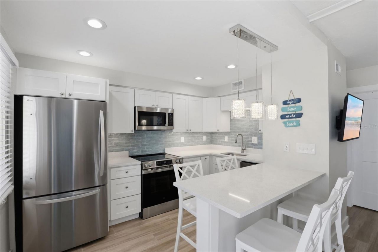 5950 Midnight Pass Road, Unit 101, Sarasota, FL 34242 Photo